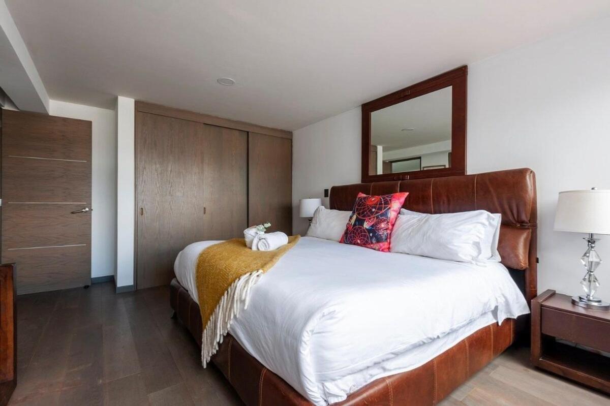 Fancy In Heart Of Polanco// 6 Guest * Mexico City