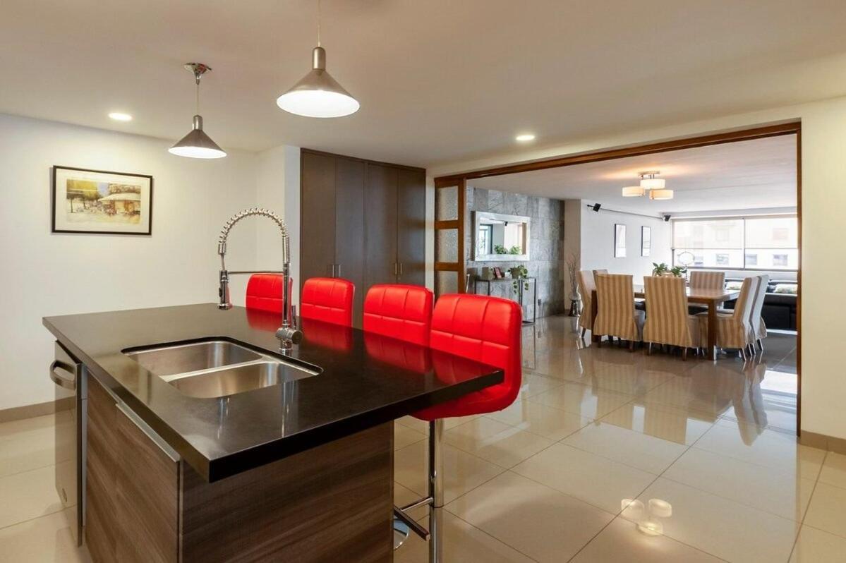 Fancy In Heart Of Polanco// 6 Guest Mexico City