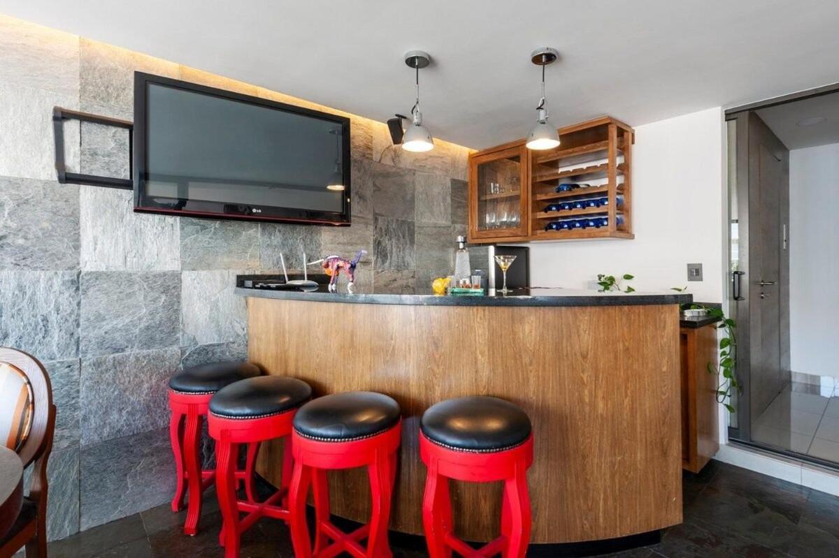 Fancy In Heart Of Polanco// 6 Guest Apartment Mexico City