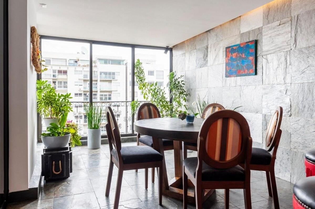 Fancy In Heart Of Polanco// 6 Guest * Mexico City