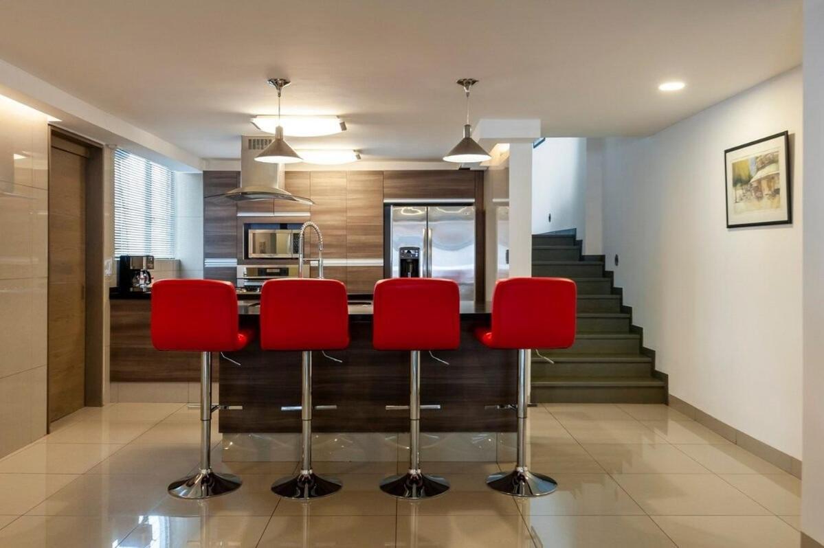 Fancy In Heart Of Polanco// 6 Guest Apartment